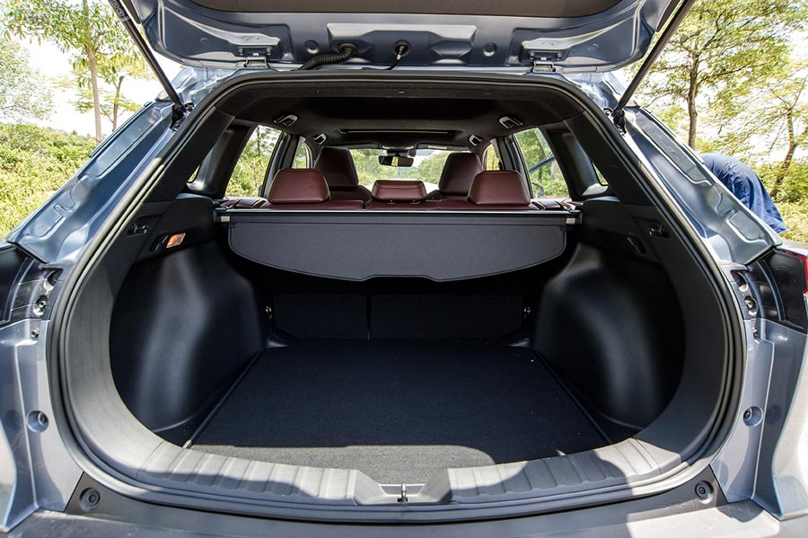 Cốp xe rộng rãi